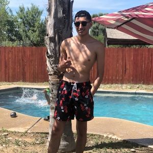 Meet your Posher, Ivan